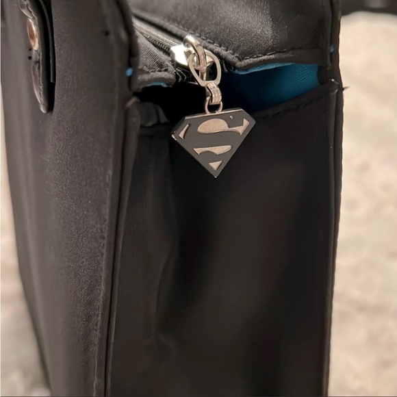 Dc Comics Purse by Animations with Superman Logo in Sequins NWT 🔥 - Picture 2 of 11